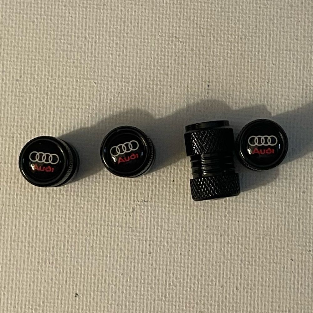 Audi valve Stem caps in Black set of 4 NWT